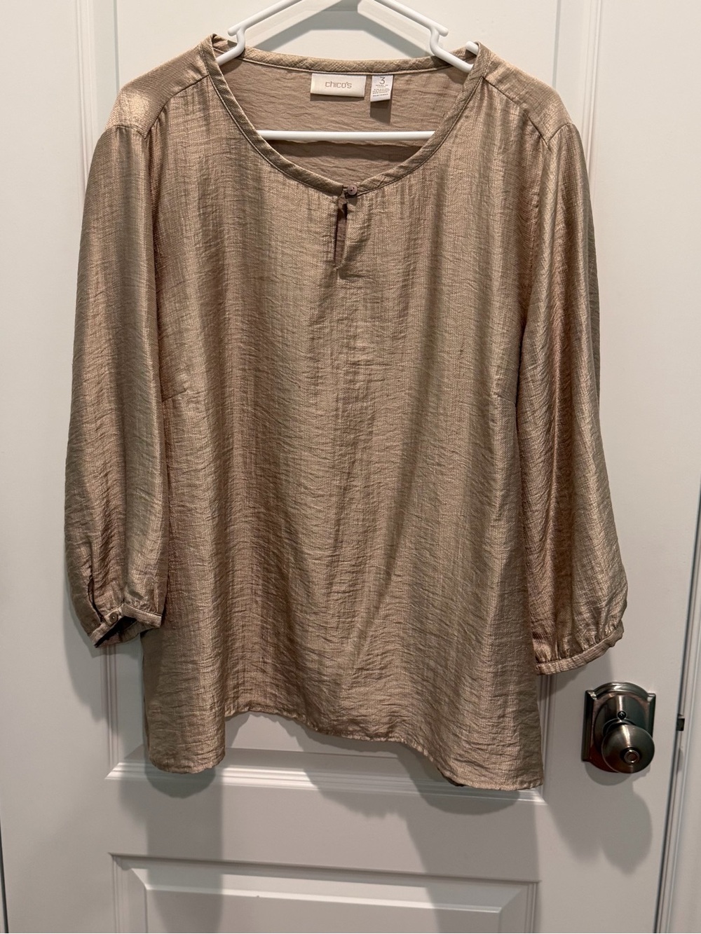 Chico's Long Sleeve Keyhole Creamy Beige Soft Gold Crinkle Blouse Size 3 (XL)